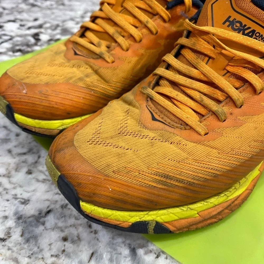 Hoka One One Torrent 2 Running Shoes men’s size 11.5